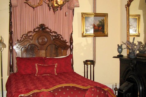 Cedar Grove Hotel 003